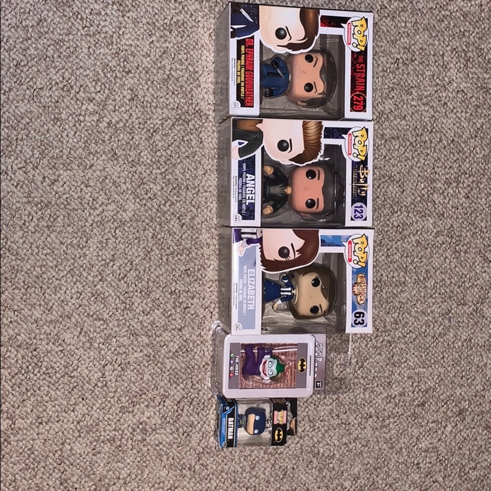 Pop Figurines 5$ a piece or 20$ for all